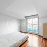 Rent 2 bedroom apartment of 63 m² in Seregno