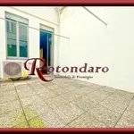 Rent 2 bedroom apartment of 65 m² in Milano