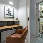 Rent 4 bedroom apartment of 54 m² in Barcelona