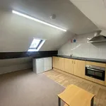 Rent 2 bedroom flat in Kirklees