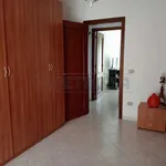 Affitto 3 camera appartamento di 95 m² in Caltanissetta