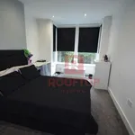 Rent 8 bedroom house in Leeds