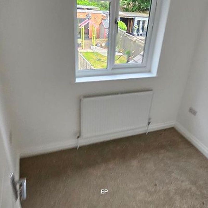 Terraced house to rent in Main Street, Humberstone, Leicester LE5