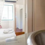 Rent 1 bedroom apartment of 35 m² in Lisbon