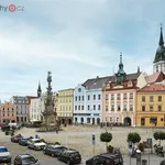 Pronajměte si 3 ložnic/e byt o rozloze 100 m² v Jindřichův Hradec