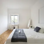 Rent 9 bedroom apartment in Lisbon