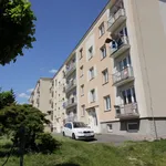 Pronajměte si 2 ložnic/e byt o rozloze 57 m² v Sedlčany