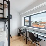 Rent a room in porto