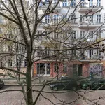 Rent 6 bedroom apartment of 90 m² in Berlin