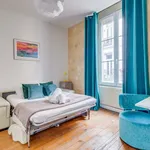 Appartement de 646 m² avec 2 chambre(s) en location à Bordeaux