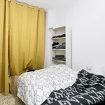 Rent a room of 150 m² in granada