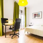 Rent a room of 130 m² in madrid