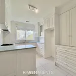 Rent 2 bedroom apartment in Melbourne