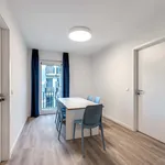 82 m² Zimmer in Berlin