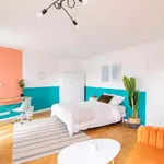 Rent a room of 82 m² in Saint-Denis