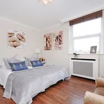 Rent 3 bedroom flat in London