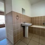 Rent 2 bedroom apartment in Randburg