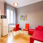 Rent 1 bedroom apartment of 45 m² in milan