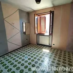 Affitto 3 camera casa di 105 m² in Cuveglio