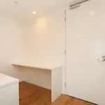 Rent 1 bedroom apartment in Northcote