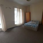 Rent 5 bedroom flat in Wales