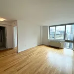 Rent 1 bedroom apartment of 620 m² in Manhattan