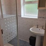 Rent 6 bedroom flat in South East England