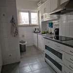 Rent a room of 75 m² in Lisbon