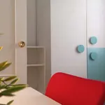 Rent a room of 120 m² in valencia