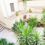 Rent a room of 120 m² in Roma