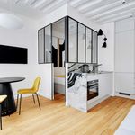 Rent 2 bedroom apartment of 360 m² in Paris