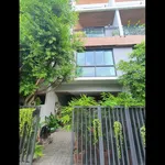 Rent 1 bedroom house in Bangkok