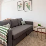 Rent 2 bedroom apartment in Porto