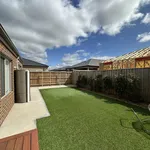 Rent 4 bedroom house in fraser-rise