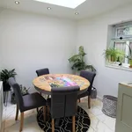 Rent 3 bedroom house in Staines-upon-Thames