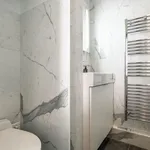 Appartement de 258 m² avec 1 chambre(s) en location à Paris