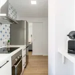 Rent 3 bedroom apartment in seville