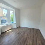 Rent 4 bedroom apartment in South East England