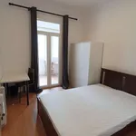 Rent a room in lisbon