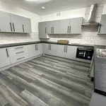 Rent 6 bedroom flat in North West England