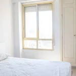 Rent a room of 110 m² in valencia