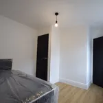 Rent 2 bedroom flat in Wales