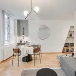 Appartement de 85 m² avec 3 chambre(s) en location à Paris