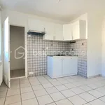 Appartement de 67 m² avec 4 chambre(s) en location à Fontaine