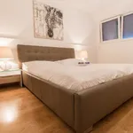 Miete 3 Schlafzimmer wohnung von 84 m² in Vienna