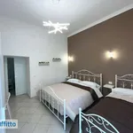 Affitto 2 camera appartamento di 60 m² in Naples