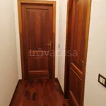 Rent 4 bedroom apartment of 90 m² in Ancona