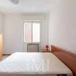 Rent 2 bedroom apartment of 55 m² in Milan