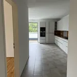 Miete 4 Schlafzimmer wohnung von 126 m² in Krefeld