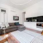 Rent 2 bedroom apartment of 50 m² in Porto